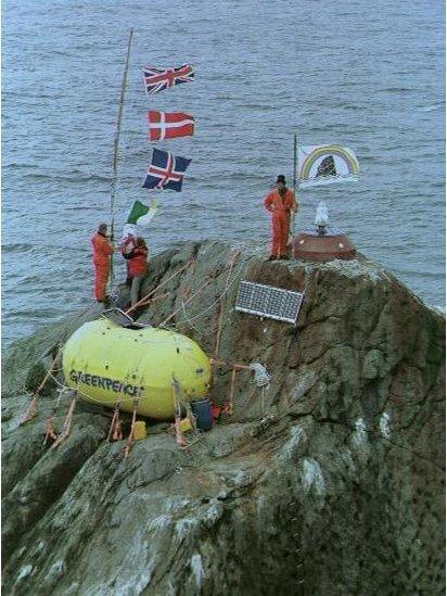 Survival records on the rock